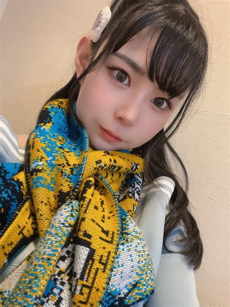 yoshine yuria age